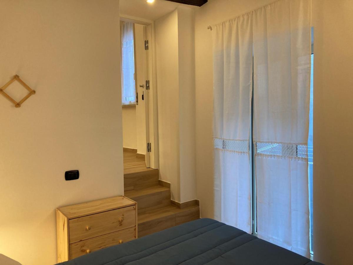 La Casa Blu Nel Cuore Storico Di Napoli Bagian luar foto