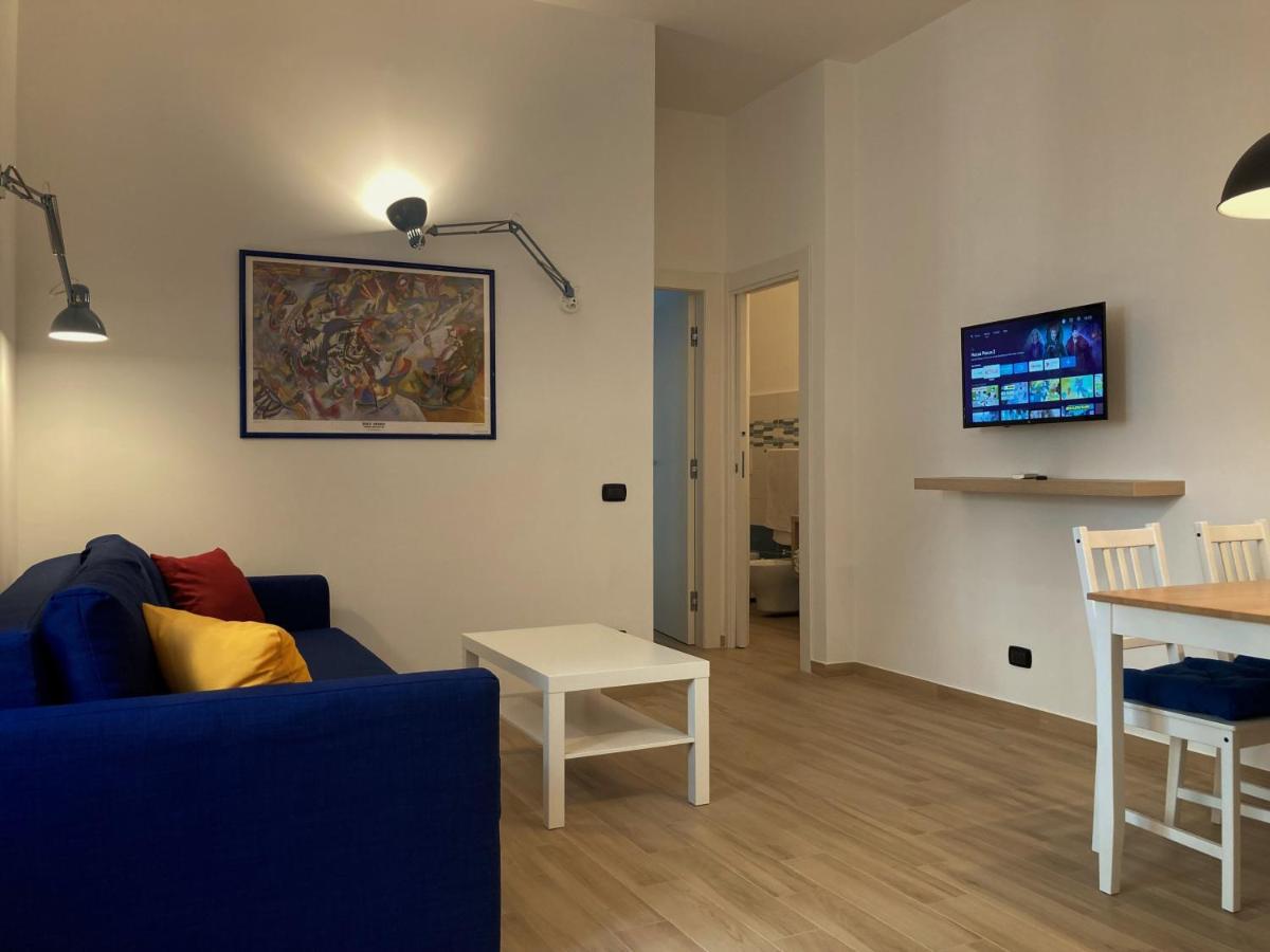 La Casa Blu Nel Cuore Storico Di Napoli Bagian luar foto
