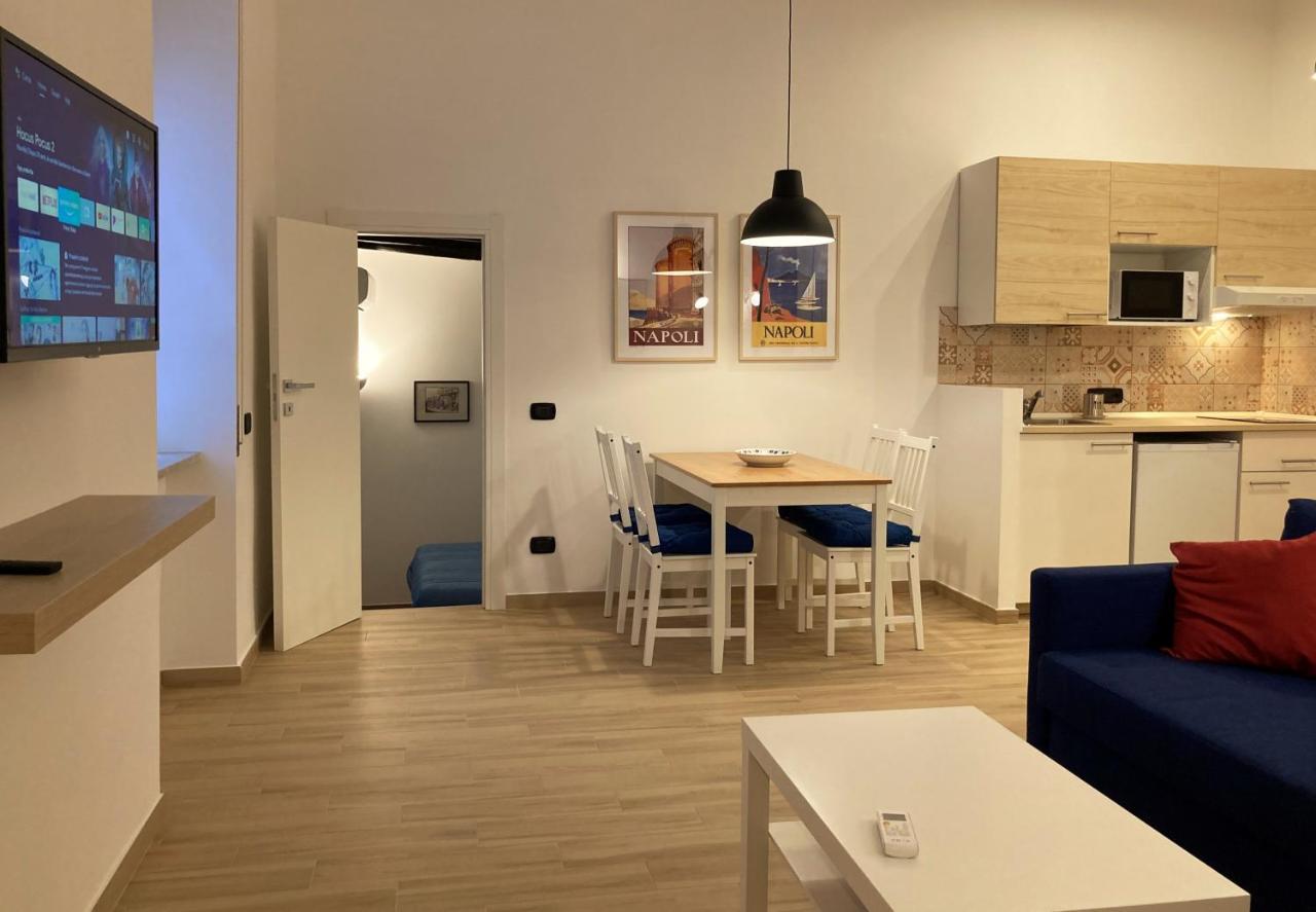 La Casa Blu Nel Cuore Storico Di Napoli Bagian luar foto