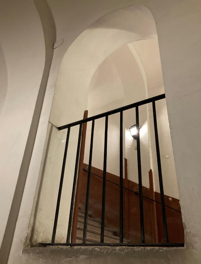 La Casa Blu Nel Cuore Storico Di Napoli Bagian luar foto